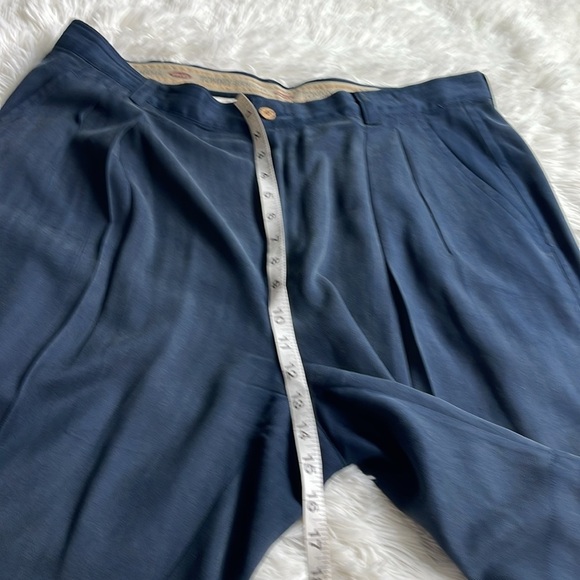 Tommy Bahama Silk Shorts - Picture 6 of 8
